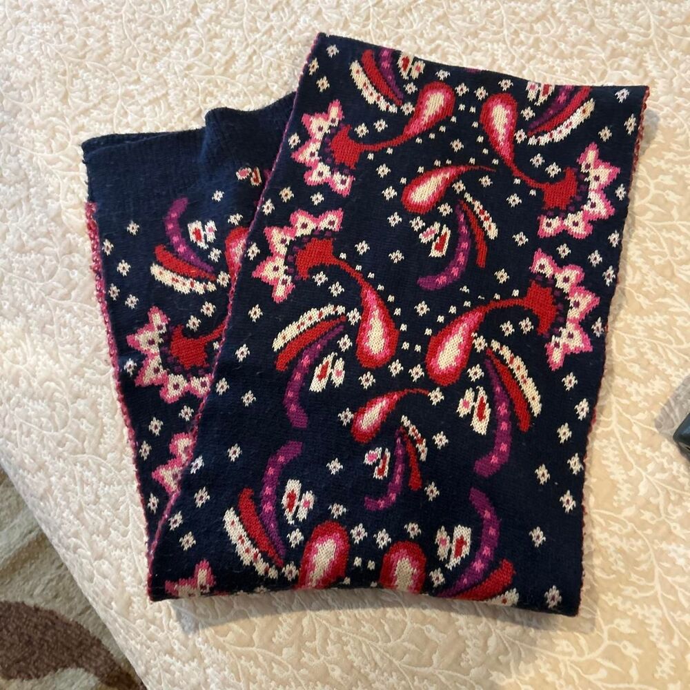 Vera Bradley Cozy Knit Scarf in the Painted Paisley pattern